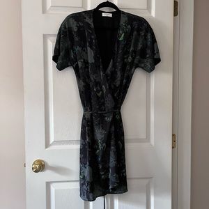 ARITZIA Babaton Wallace wrap dress - Medium